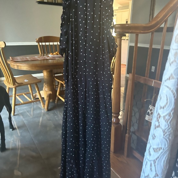 Black and white polka dot dress. Great condition super cute size small - Picture 4 of 4